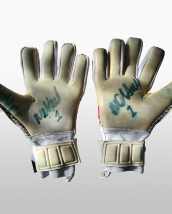 Matt Hall gloves